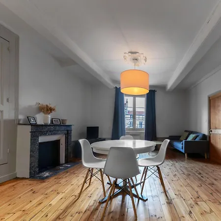 Le Ballainvilliers - Cœur De Appartement *